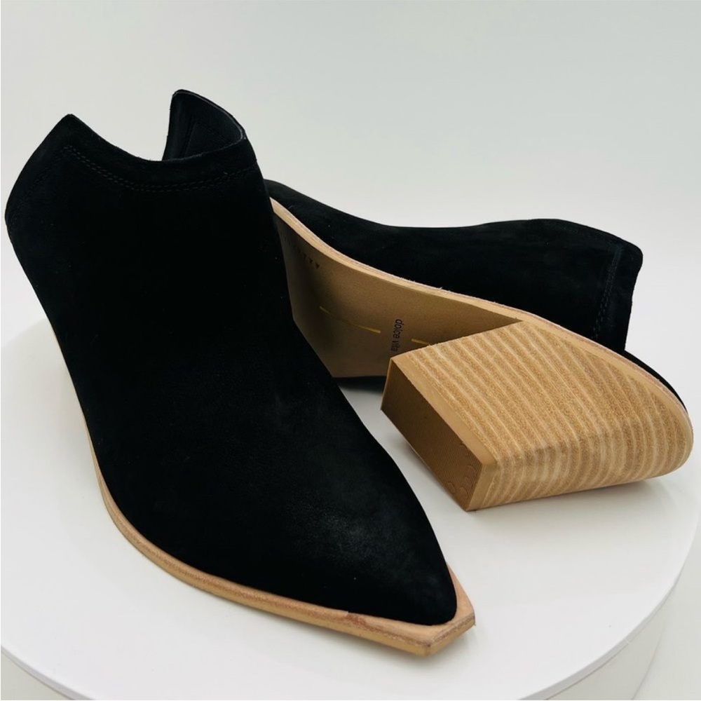 Dolce‎ Vita Sofi Black Suede Block Heel Mule
Ankle Boot